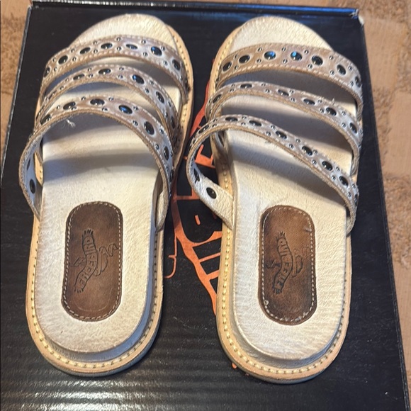 Stylish Women's Sandals with Gem Accents. Size 6. - Picture 3 of 5